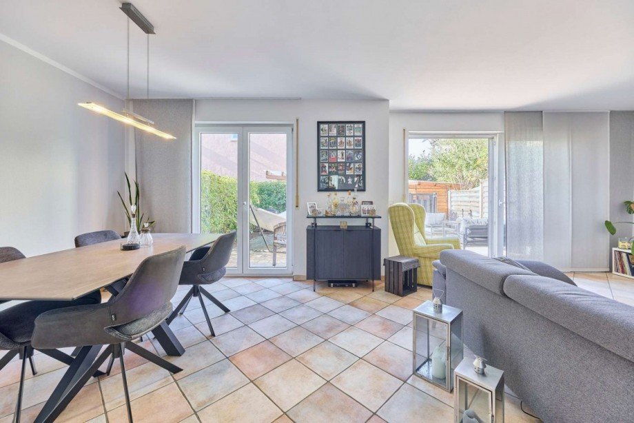 Wohn- / Essbereich mit Zugang zur gro�en Sonnenterrasse Maisonettewohnung Eltville am Rhein