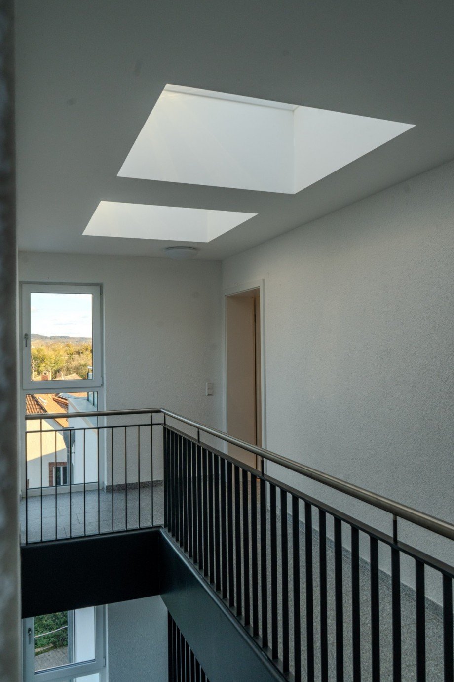 Helles Treppenhaus mit Aufzug Penthousewohnung M�nster-Sarmsheim