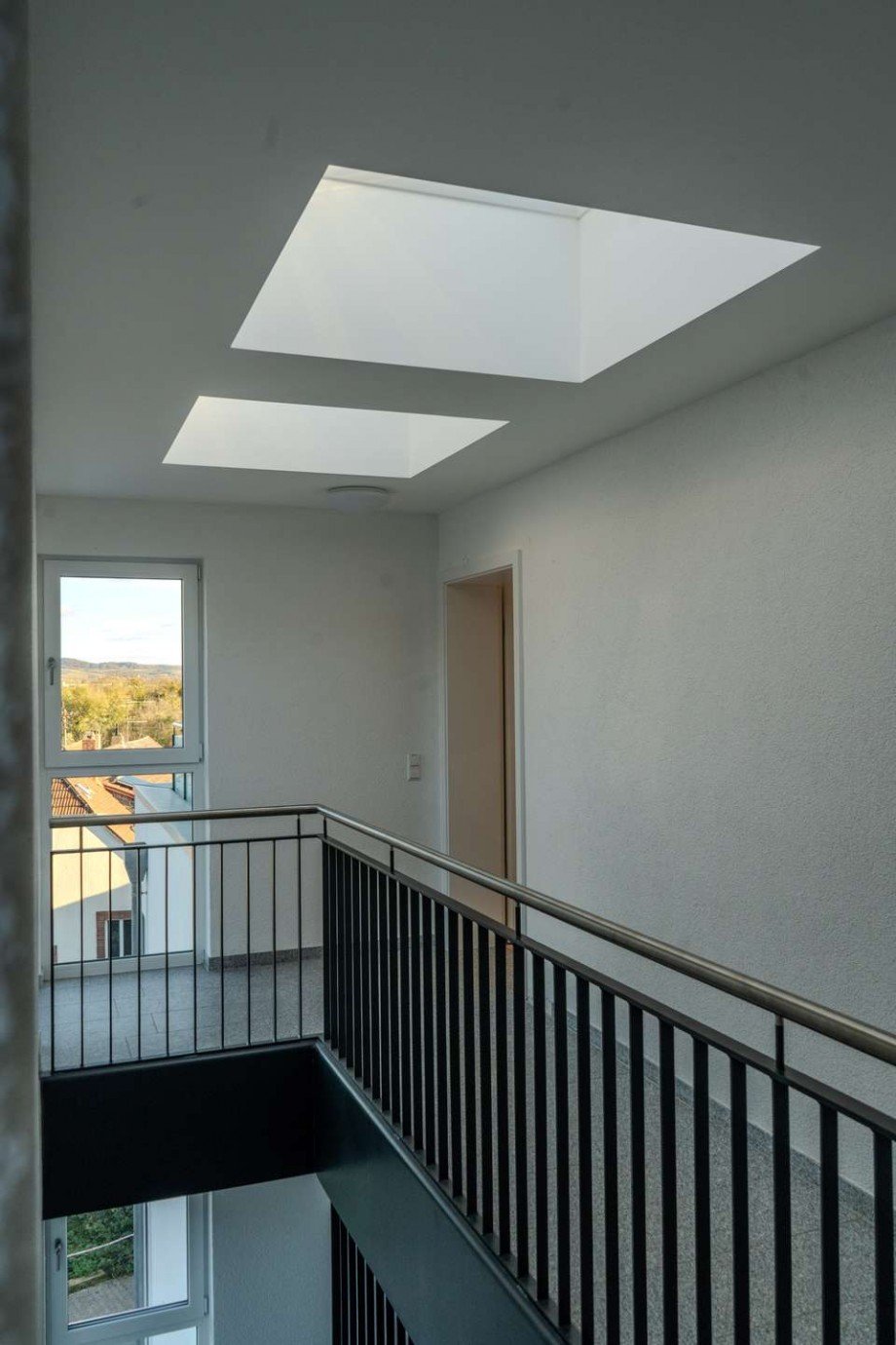Helles Treppenhaus mit Aufzug Penthousewohnung M�nster-Sarmsheim