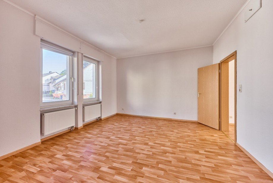 Zimmer 2 EG Zweifamilienhaus Geisenheim