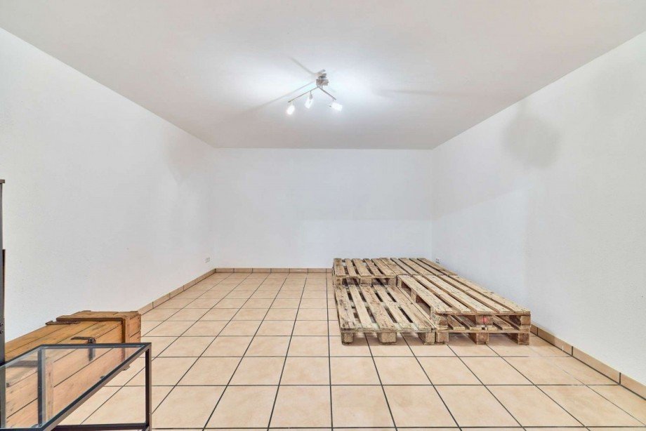 Zus�tzlicher Raum im UG (Nutzfl�che) Maisonettewohnung Eltville am Rhein