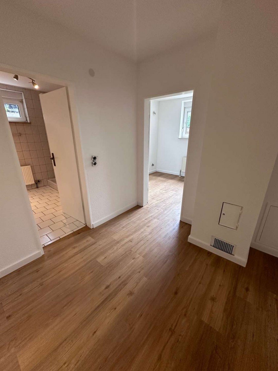 Flur Souterrainwohnung Eltville am Rhein