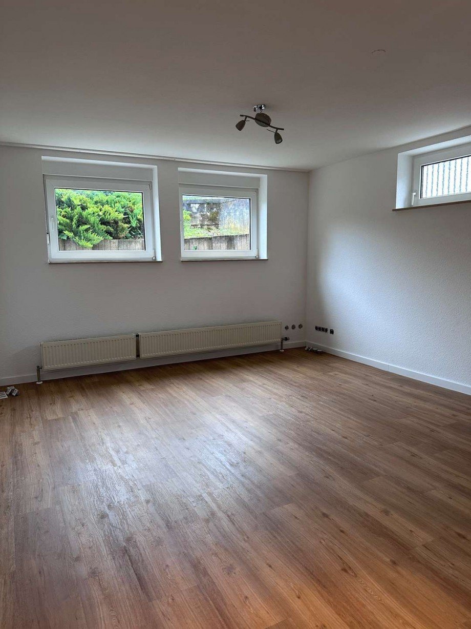 Wohnbereich Souterrainwohnung Eltville am Rhein