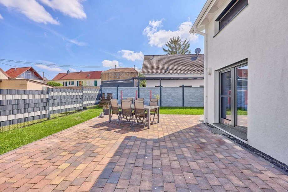 Gro�z�gige Terrasse Einfamilienhaus Friesenheim