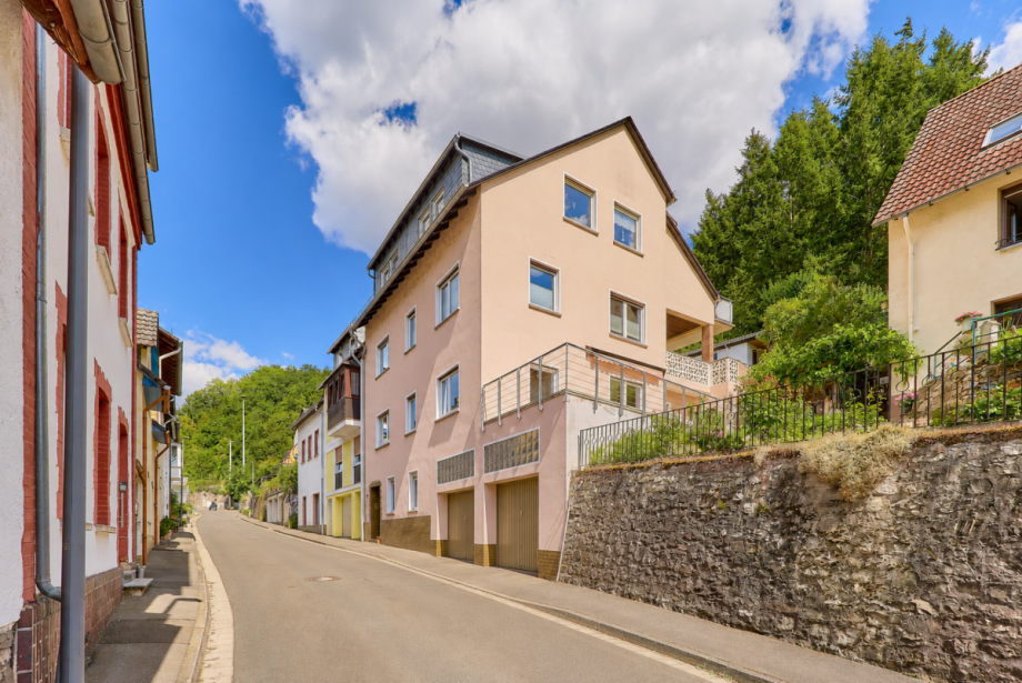 Hausansicht Mehrfamilienhaus R�desheim am Rhein