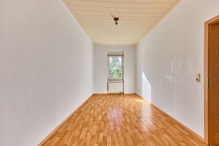 Zimmer 3 EG Zweifamilienhaus Geisenheim