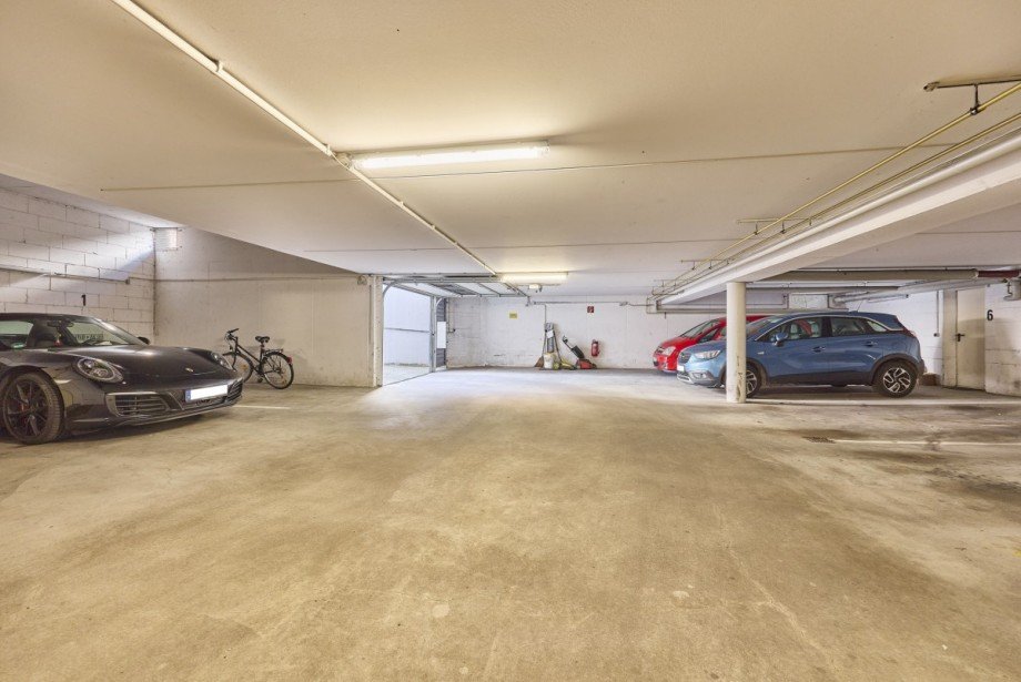 Tiefgarage mit elektrischem Tor Etagenwohnung Oestrich-Winkel