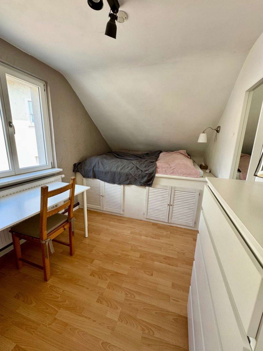 B�ro- / Kinderzimmer OG Einfamilienhaus Geisenheim