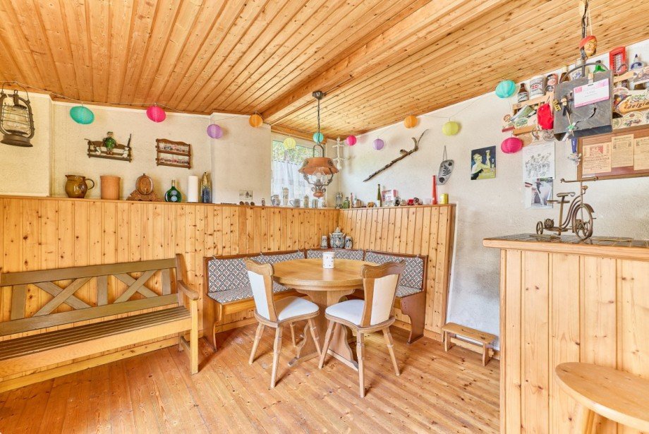Ausgebauter Hobby- / Partyraum im Garten Mehrfamilienhaus R�desheim am Rhein