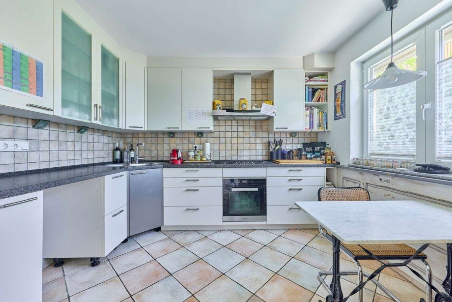 Einbauk�che mit Gasherd (im Kaufpreis inbegriffen) Maisonettewohnung Eltville am Rhein