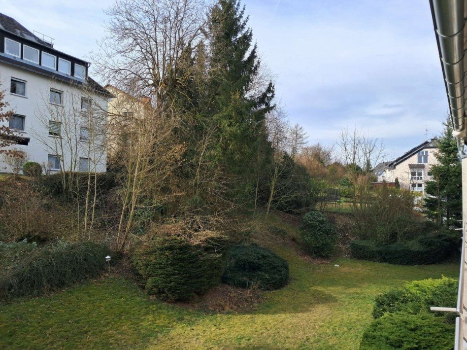 Ausblick vom Balkon Etagenwohnung Taunusstein