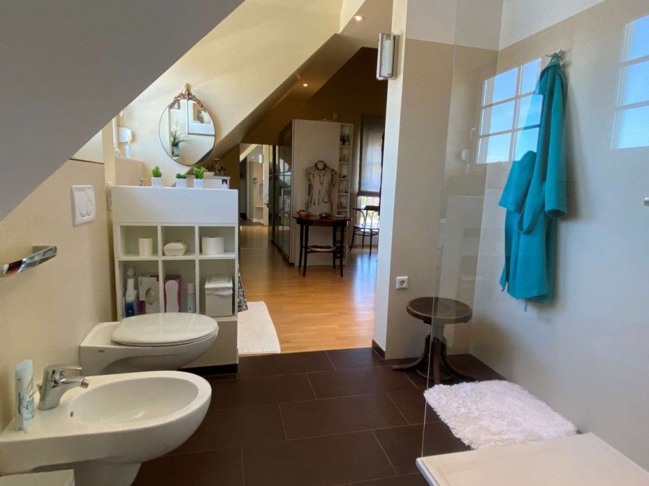 Badezimmer 1.OG Doppelhaush�lfte Eltville Erbach