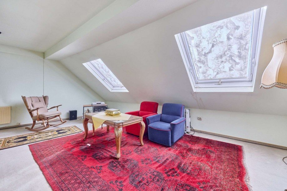 Zimmer 1 DG Zweifamilienhaus Geisenheim